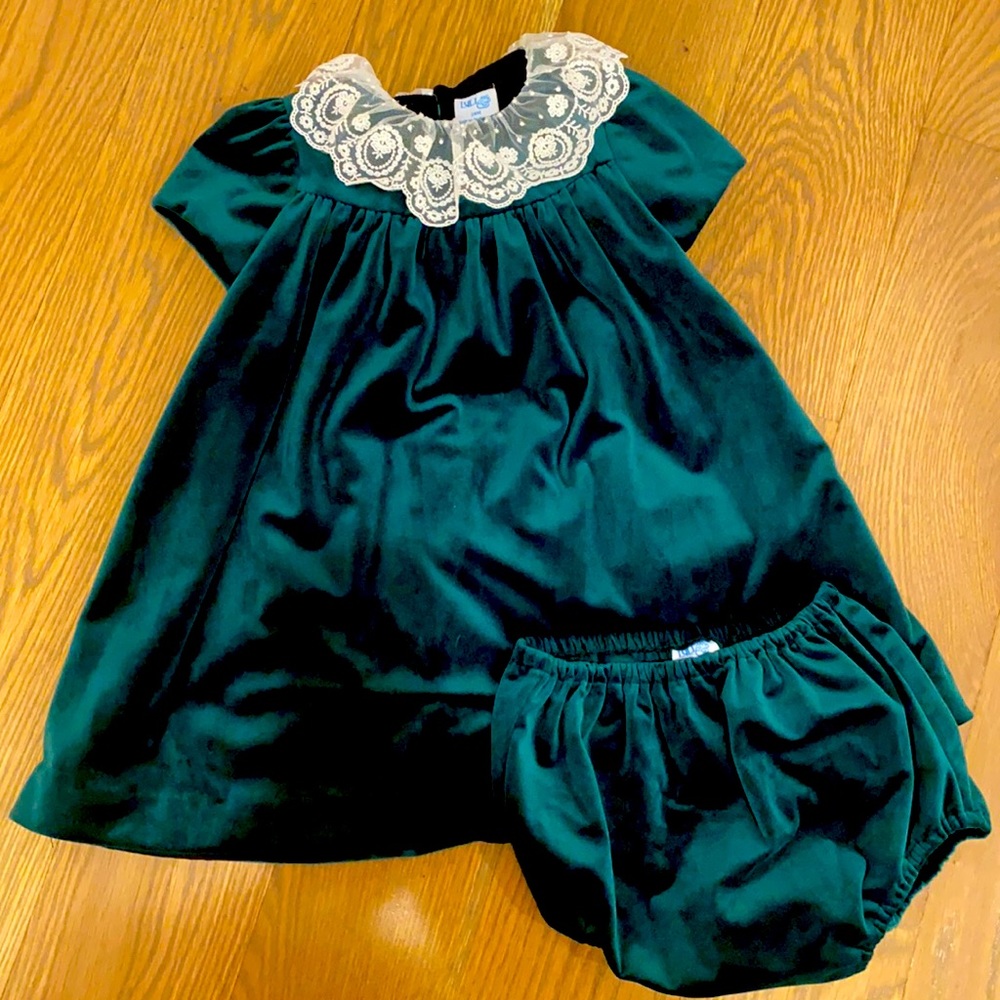 Luli and Me green velvet dress with lace collar 24 months